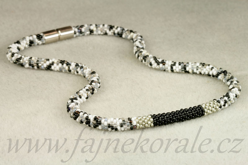 Magnetické zapínání váleček, vlepovací, na průměr 8 mm, galva platina, 1 ks