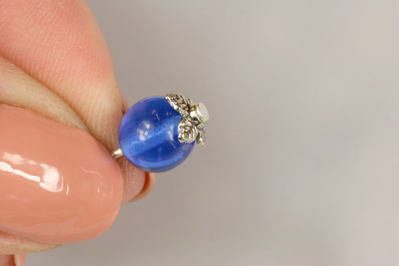 Kaplík ozdobný s lístečky 6x6 mm, galva starostříbro, 20 ks
