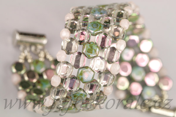 Magnetické zasunovací zapínání 2-řadé, 15x10 mm vč. oček, galva platina, 1 ks