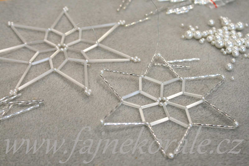 PRECIOSA Bugles-RH, rovné čípky 13,3" (30 mm), 50 ks - bílý atlas