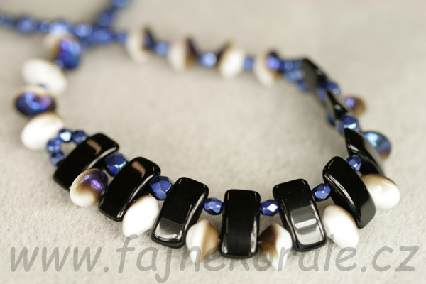 Ufo beads 7x11 mm, 10 ks - půlpokov Azuro na alabastru