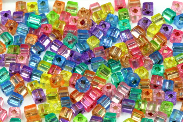 Kostičky Preciosa MIX 3x3x3 mm, bal. 50 g - transp. barevný mix se stříbrným průtahem
