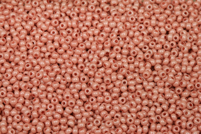 Rokajl Preciosa 11/0 (2,0 - 2,2 mm) RH, bal. 50 g - sytá růžová, listr čajová růže