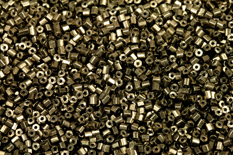 PRECIOSA dvoukrátky (2cuts) 10/0 (2,0-2,2 mm) RH, bal. 50 g - metalická bronzová