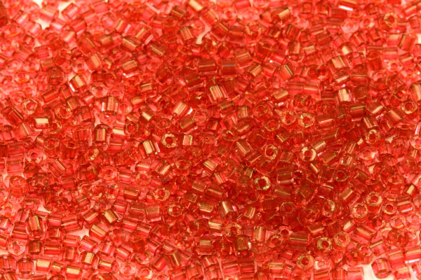PRECIOSA dvoukrátky (2cuts) 10/0 (2,0 - 2,2 mm) RH, bal. 50 g - transp. starorůžová