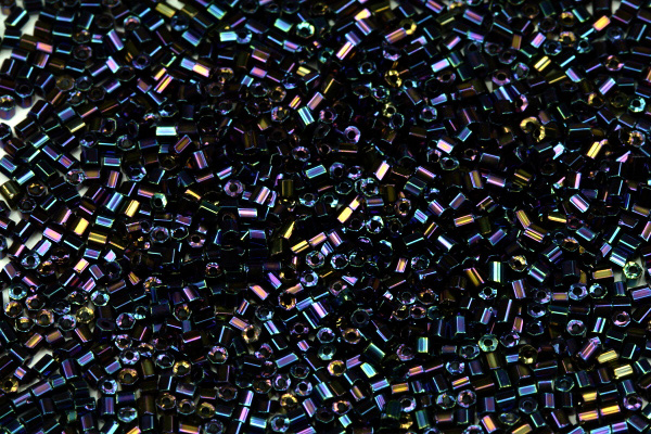 PRECIOSA dvoukrátky (2cuts) 12/0 (1,6 - 1,8 mm) RH, bal. 50 g - modrý iris