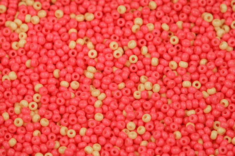 Rokajl Preciosa MIX 10/0 (2,2 - 2,4 mm), bal. 50 g - béžovo-růžový mix