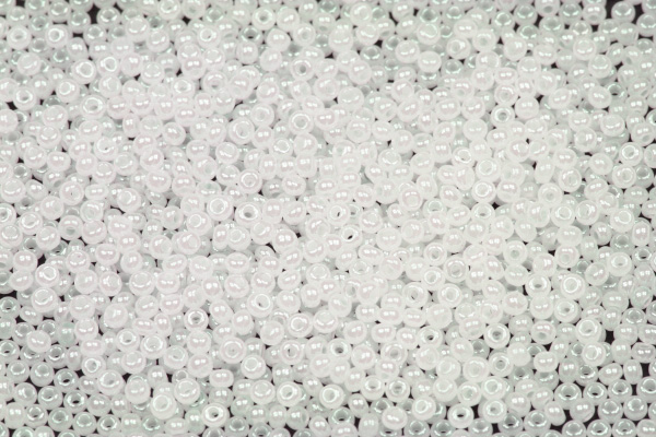 TOP Rokajl Preciosa 11/0 (2,0 - 2,2 mm) RH, bal. 50 g - bílý alabastr, sfinx (57102)