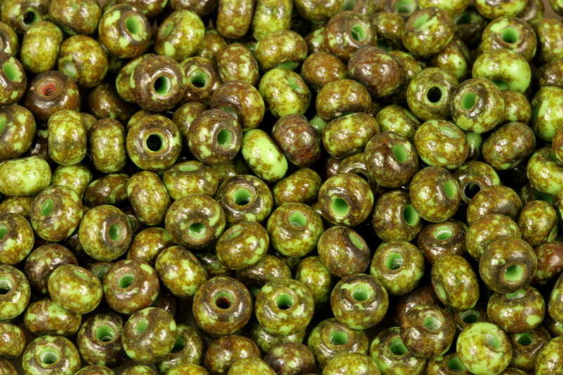 Rokajl Preciosa 2/0 (5,8 - 6,3 mm) RH, bal. 50 g - travertin na syté zelené