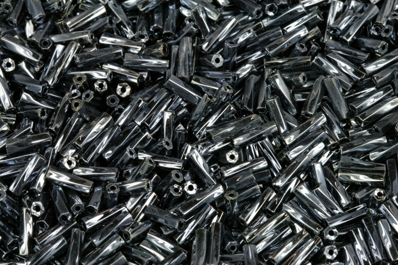 PRECIOSA BuglesHexTw-RH, stáčené hex čípky 3" (6,8 mm), bal. 50 g - černá sfinx, hematit