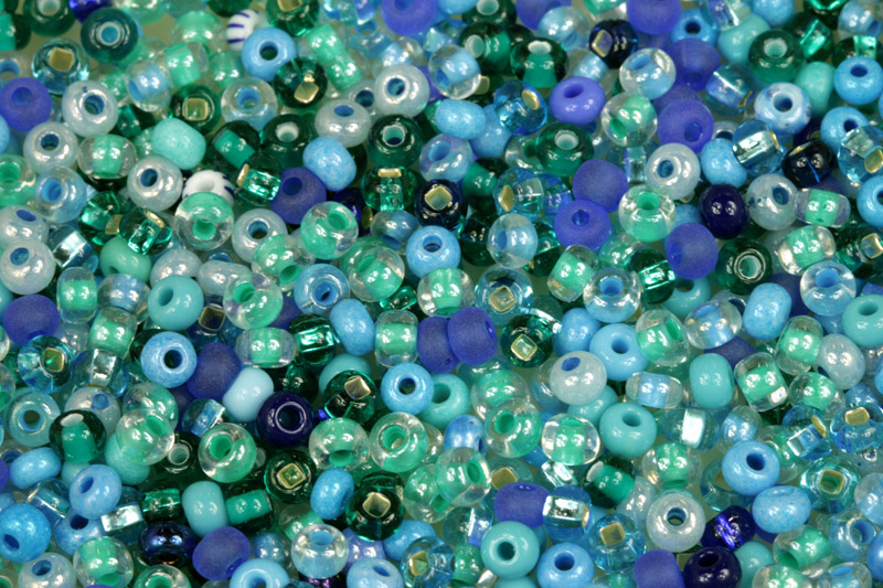 PRECIOSA rokajl MIX 6/0 (3,7 - 4,3 mm), bal. 50 g - zelenomodro-modrý mix