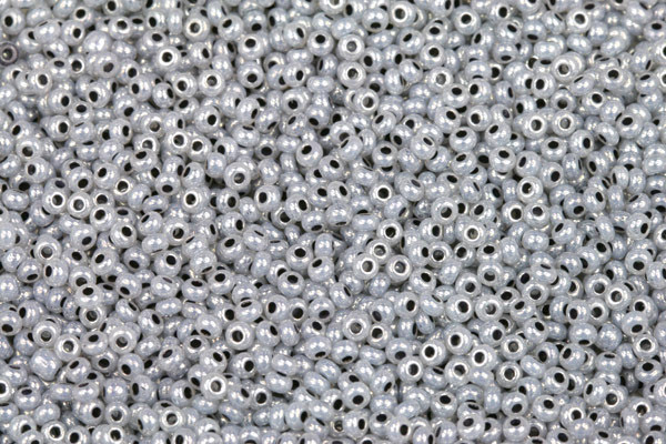 PRECIOSA rokajl 8/0 (2,8 - 3,2 mm) RH, bal. 50 g - šedý listr, Ceylon