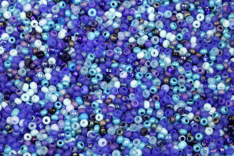 PRECIOSA rokajl MIX 11/0 až 10/0 (2,0 - 2,4 mm), bal. 50 g - tmavší modrý mix
