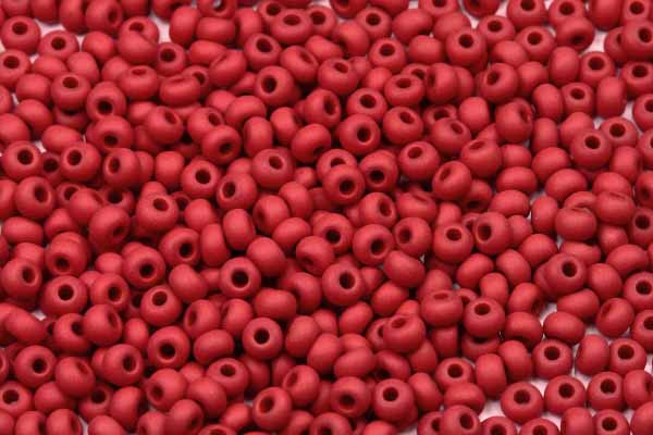 PRECIOSA rokajl 8/0 (2,8 - 3,2 mm) RH, bal. 50 g - sytá matná červená