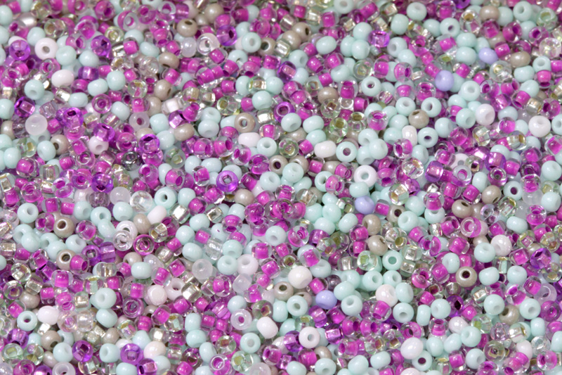 PRECIOSA rokajl MIX 11/0 (2,0 - 2,2 mm), bal. 50 g - mintovo-fialový mix