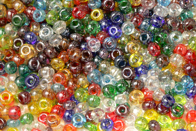 PRECIOSA rokajl MIX 6/0 (3,7 - 4,3 mm), bal. 50 g - mix transp. barev s listrem, sfinx