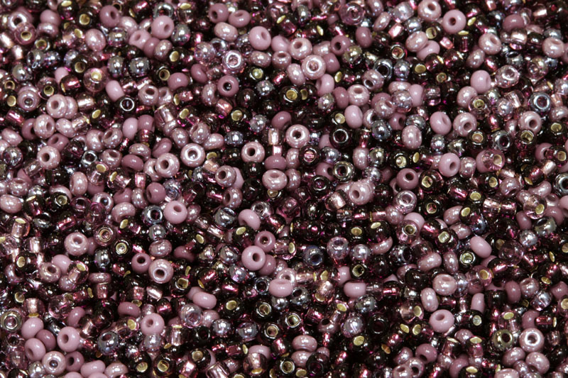 PRECIOSA rokajl MIX 11/0-10/0 (2,0 - 2,4 mm), bal. 50 g - fialový mix