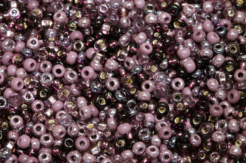 PRECIOSA rokajl MIX 8/0 (2,8 - 3,2 mm), bal. 50 g - fialový mix