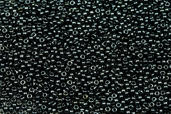 PRECIOSA rokajl 11/0 (2,0 - 2,2 mm) RH, bal. 50 g - sytá černá, hematit, sfinx