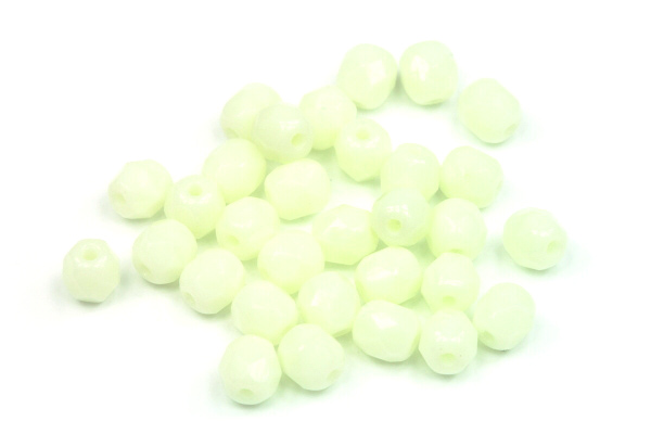 Broušená kulička ohňovka 5 mm, 32 ks/16 cm - sytá slonová kost