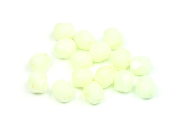 Broušená kulička "ohňovka" 6 mm, 27 ks/16 cm - sytá slonová kost