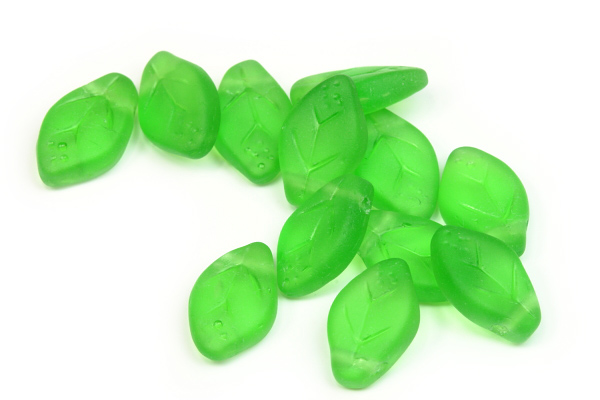 Mačkané korálky lísteček 12x7 mm, 20 ks - transparentní matný chrysolit