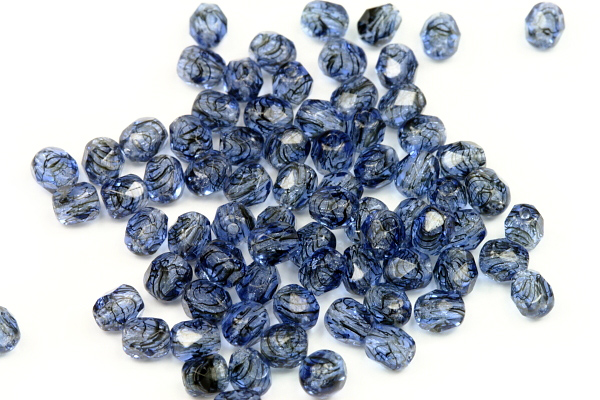 Broušená kulička ohňovka 4 mm, 40 ks/16 cm - transp. černomodrá želvovina