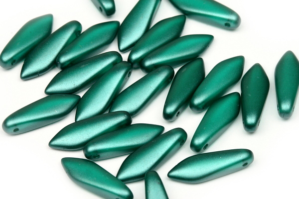 Mačkané jazýčky 5x16 mm, 25 ks - smaragdové voskované