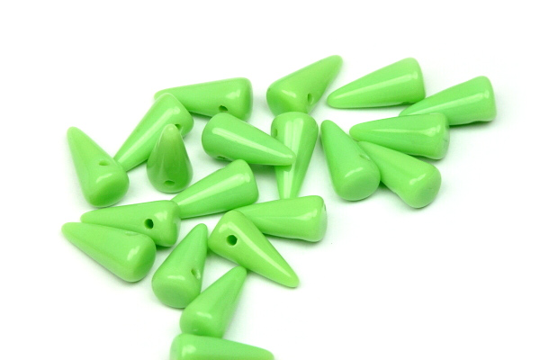 Mačkaný trn Spike 5x10 mm, 10 ks - sytá zelená