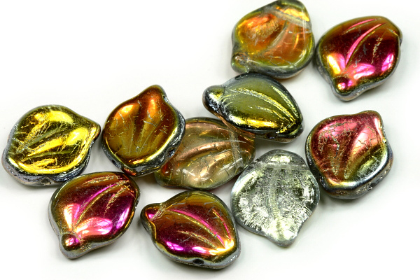 Mačkané korálky lísteček 12x15 mm, 10 ks - půlpokov Marea na krystalu