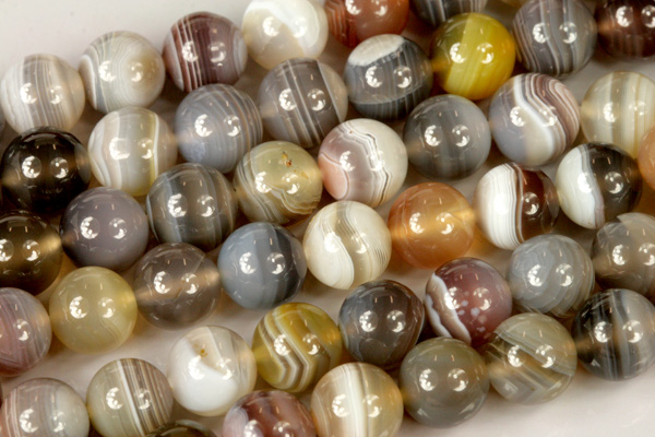 Minerální korálky - kulička 8 mm, 1 ks - achát Botswana (vzorovaný)
