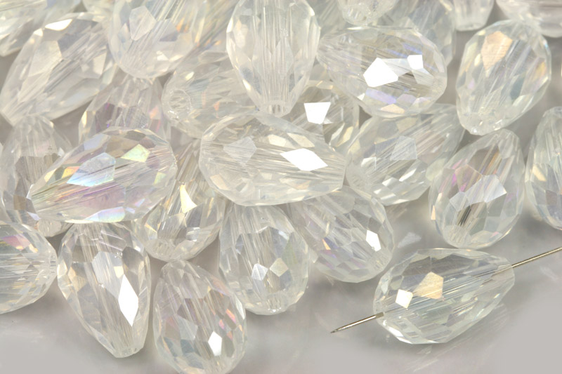 Broušené korálky hrušky 15x10 mm, 5 ks - čirá, krystal s duhovým AB