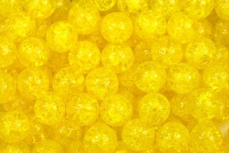 Praskané korálky kuličky 8 mm, 20 ks/16 cm - transparentní žlutá