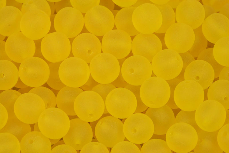 Mačkané korálky kuličky 8 mm, 20 ks/16 cm - transparentní žlutá matná
