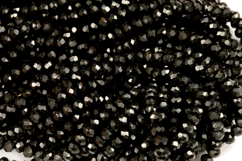 Broušené korálky slavík 3x2 mm, cca 145 ks na šňůře 36 cm - sytá černá