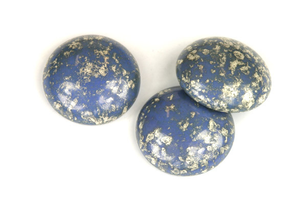 Skleněný kabošon kulatý 18 mm, 1 ks - sytá světle modrá se stříbrným terakotovým listrem