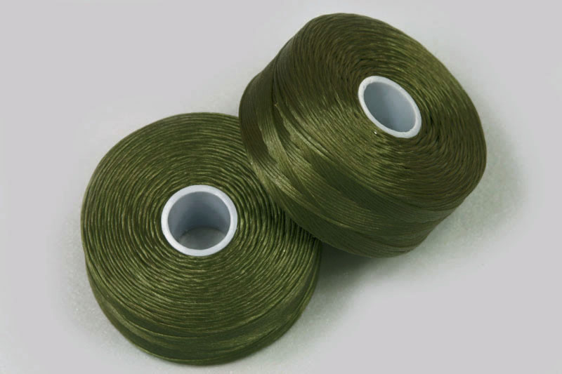 Superlon (S-lon) nit AA (0,09 mm), cívka 68 m, olivově zelená (olive)