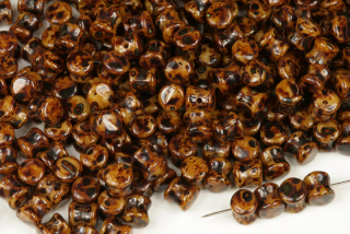 Preciosa Pellet™ 4x6 mm, 30 ks - travertin na isabele