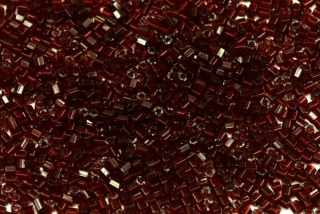 PRECIOSA dvoukrátky (2cuts) 11/0 (1,8 - 2,0 mm) RH, bal. 50 g - transp. granátově červená