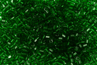 PRECIOSA dvoukrátky (2cuts) 9/0 (2,2-2,5 mm) RH, bal. 50 g - trans. chrysolitově zelená