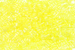 PRECIOSA Bugles-RH, rovné čípky 1" (2,3 mm), bal. 50 g - krystal, žlutý průtah, sfinx