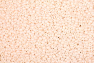 PRECIOSA rokajl 11/0 (2,0 - 2,2 mm) RH, bal. 50 g - světle lososově růžová, sfinx