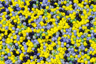 PRECIOSA rokajl MIX 11/0 (2,0 - 2,2 mm), bal. 50 g - žluto-modrý mix