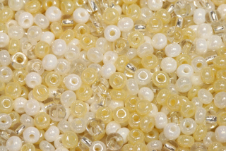 PRECIOSA rokajl MIX 6/0 (3,7 - 4,3 mm), bal. 50 g - bílý, perlový, smetanový mix