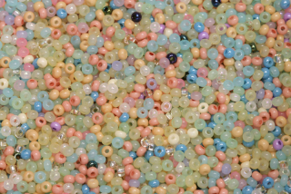 PRECIOSA rokajl MIX 11/0 (2,0 - 2,2 mm), bal. 50 g - pastelový mix