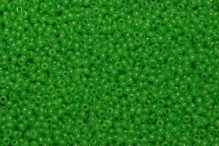 PRECIOSA rokajl 11/0 (2,0 - 2,2 mm) RH, bal. 50 g - svěží zelená, alabastr solgel