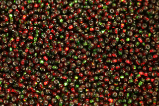 PRECIOSA rokajl 10/0 (2,2 - 2,4 mm) SH, bal. 50 g - harlekýnky zelená-červená