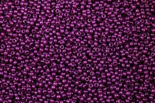 PRECIOSA rokajl 11/0 (2,0 - 2,2 mm) RH, bal. 50 g - fialová, solgel na alabastru