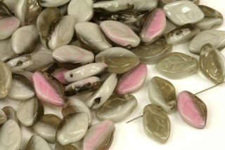 Mačkané korálky lísteček 12x7 mm, 20 ks - žíhaná růžovo-šedá