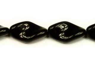 Mačkané korálky vrtule 22x14 mm, 8 ks/17,6 cm - sytá černá